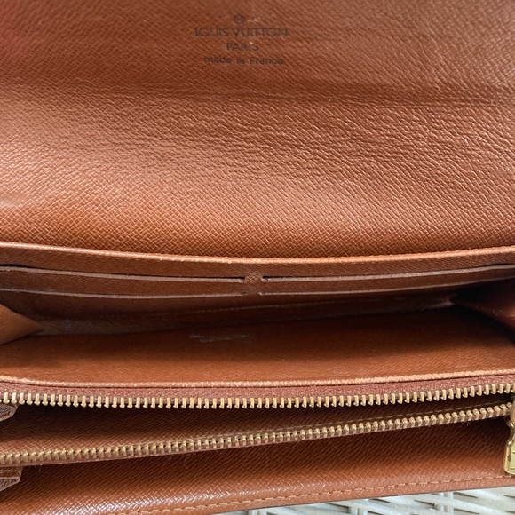 Louis Vuitton Sarah leather wallet. Used condition - Picture 9 of 10